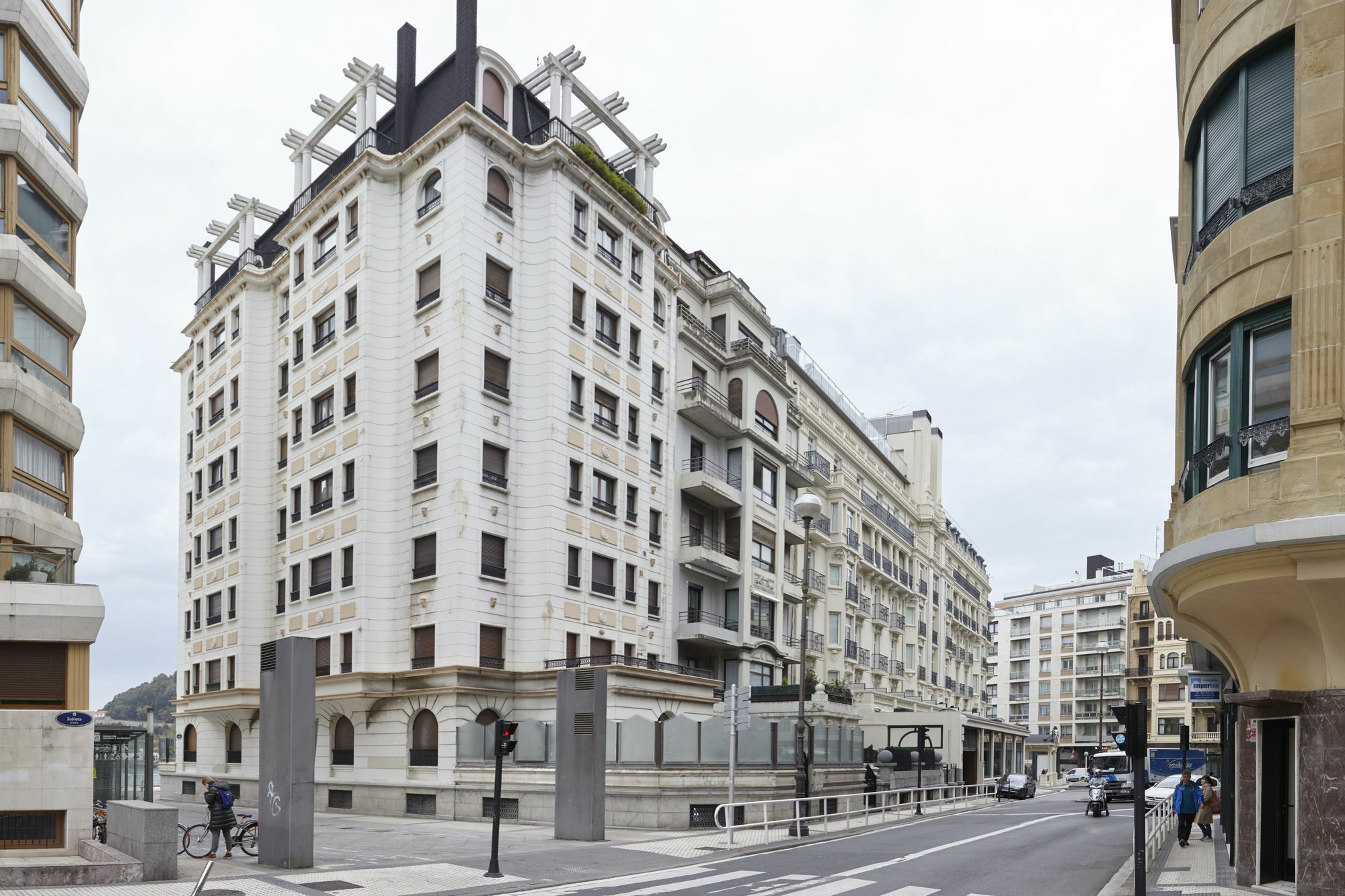 Zubiri Plaza Apartment By Feelfree Rentals San Sebastián Exterior photo